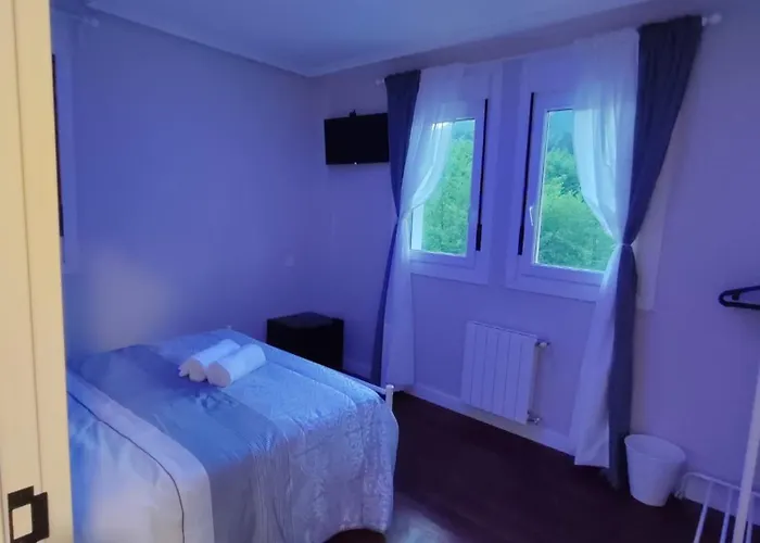 Playa Y Montana Homestay *